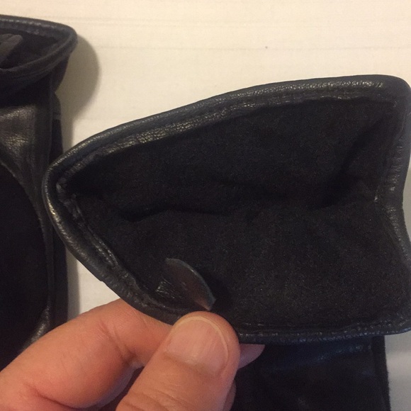 Banana Republic Gloves - Picture 4 of 4